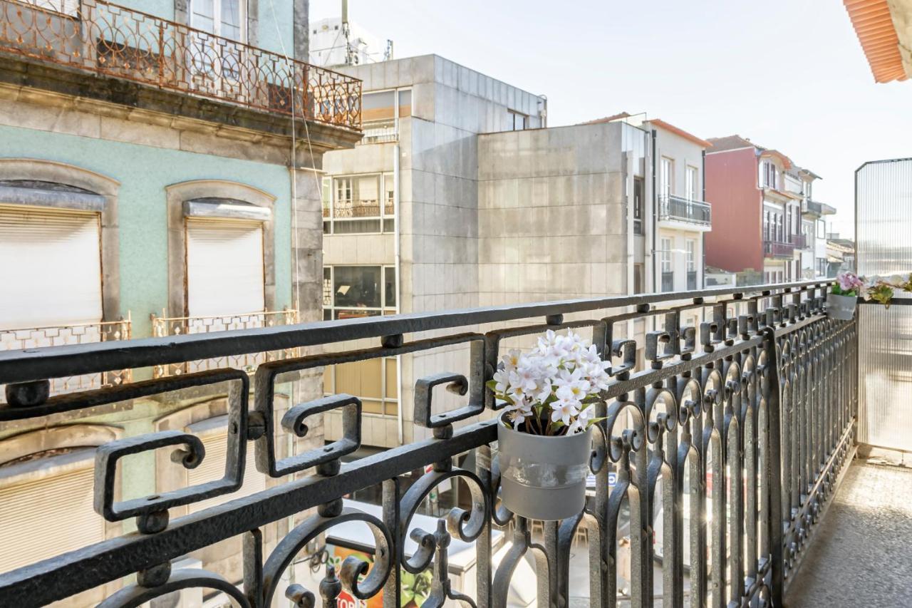 Almada Glamorous & Chic Oporto Downtown Apartamento *